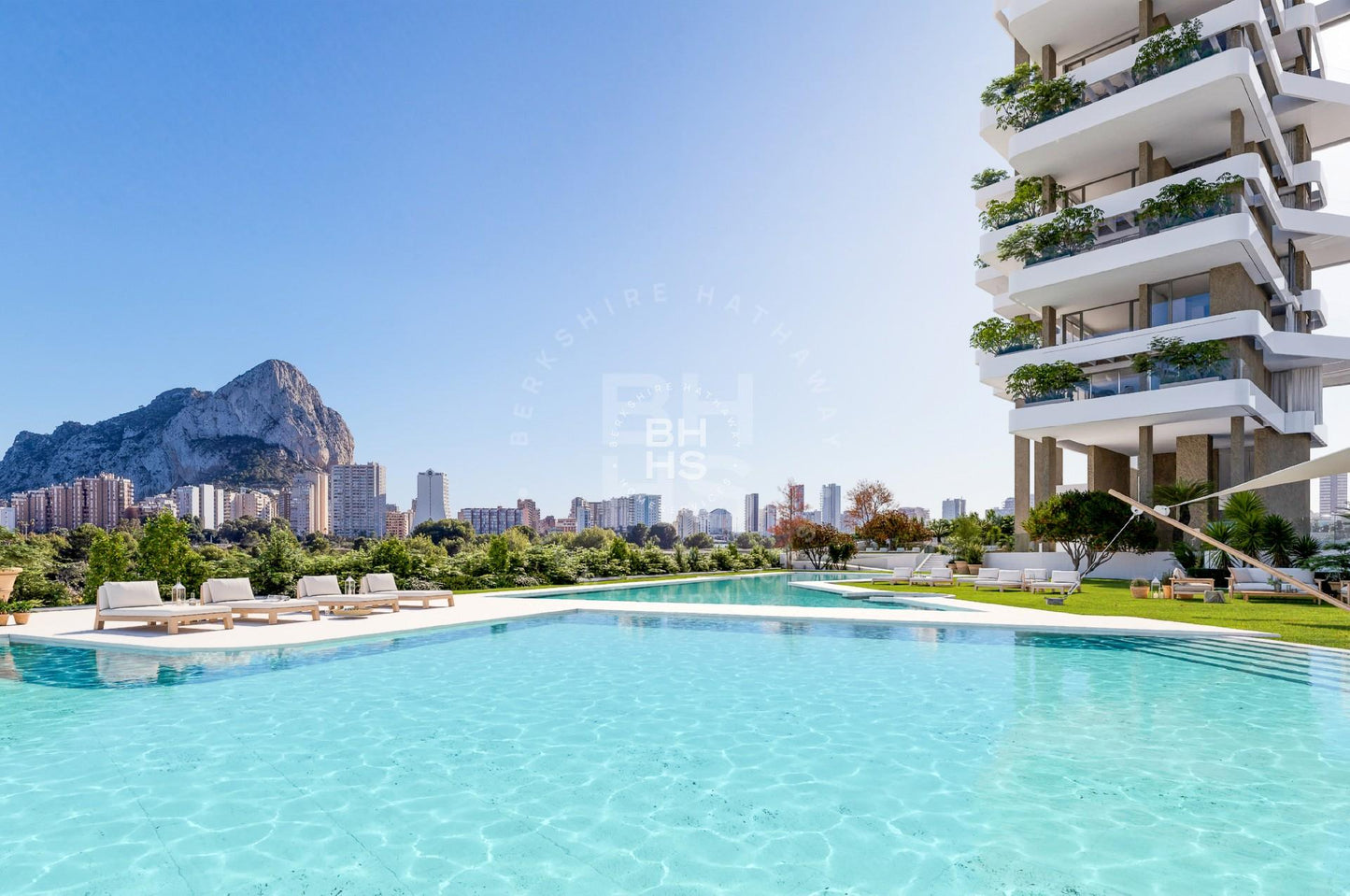 Apartment for Sale in Calpe with Stunning Panoramic Views