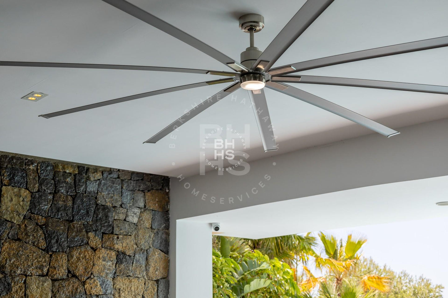 Luxurious 3-Level Retreat with Breathtaking Views in Altea Hills, Altea: Your Ultimate Haven Awaits