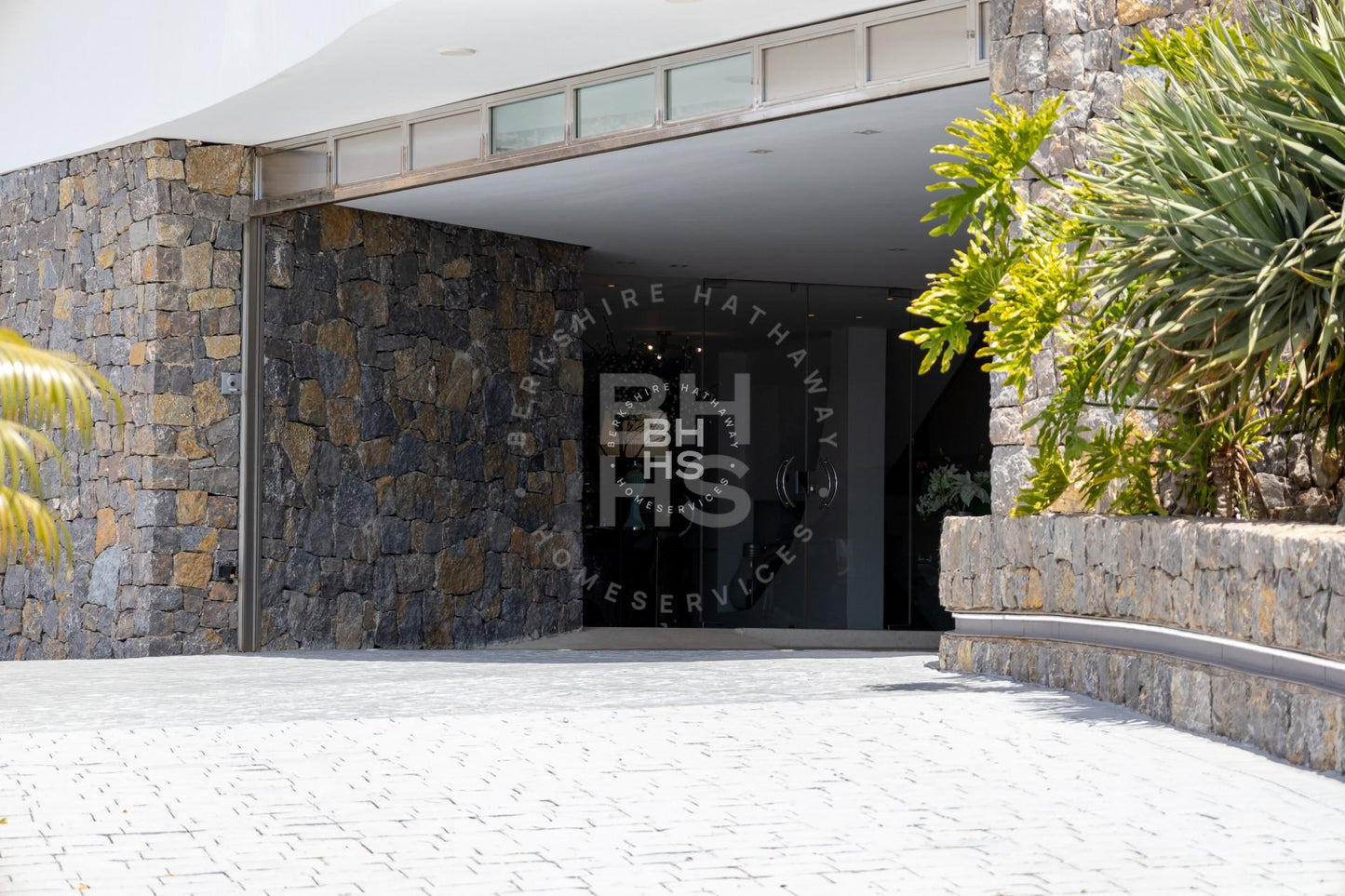 Luxurious 3-Level Retreat with Breathtaking Views in Altea Hills, Altea: Your Ultimate Haven Awaits